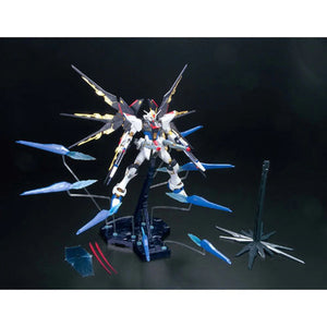 Bandai MG 1/100 Strike Freedom Gundam (Full Burst Mode) 'Gundam SEED Destiny'