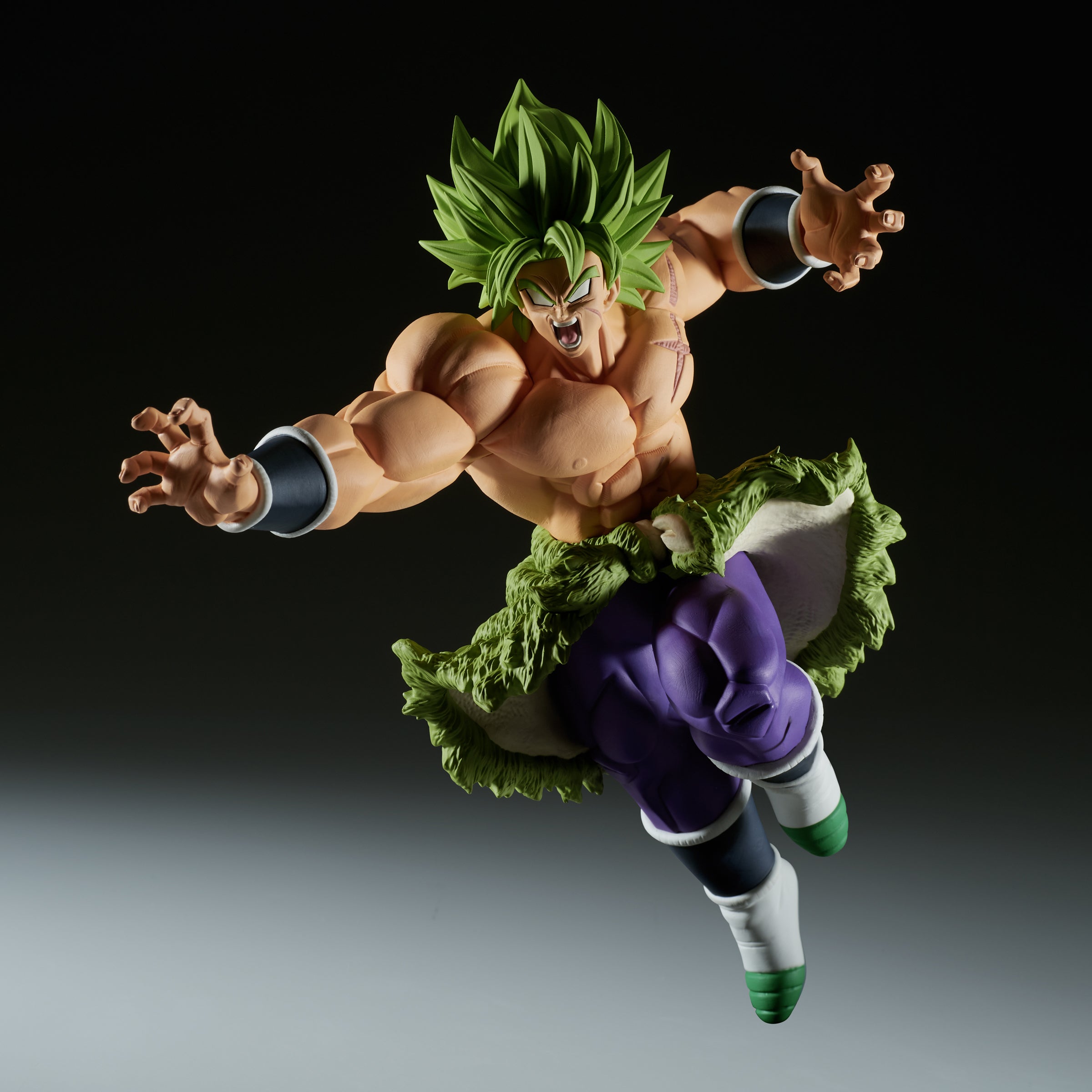 DRAGON BALL SUPER MATCH MAKERS SUPER SAIYAN BROLY FIG - Cape